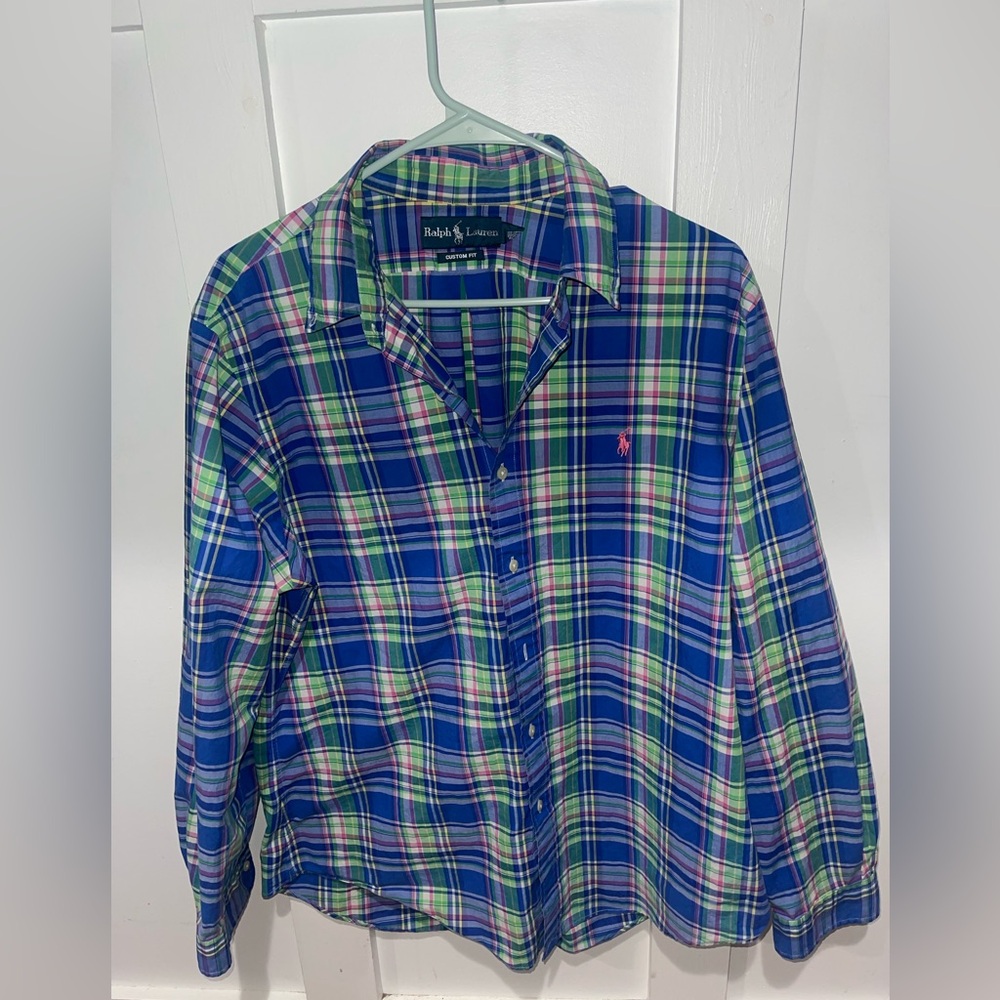 Men’s Sz L Custom Fit Ralph Lauren button down dress shirt.